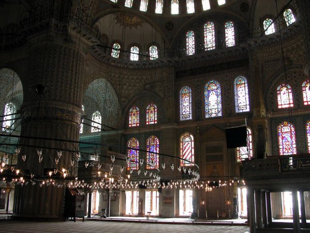 blue_mosque_interior2.jpg
